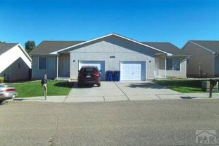 935 Village Cir, Pueblo, CO 81001-1184