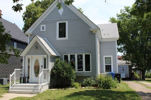 903 Summit Ave, Detroit Lakes, MN 56501-3317
