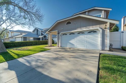 721 Milbank Dr, Modesto, CA 95357-1547