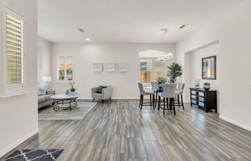9493 Emerald Cove Ln, Elk Grove CA  95758-3612 exterior
