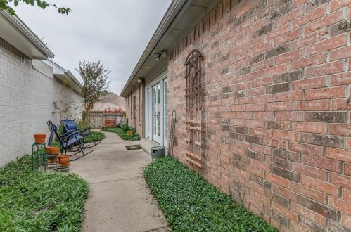 4429 Bombay Ct, Fort Worth TX  76116-8165 exterior