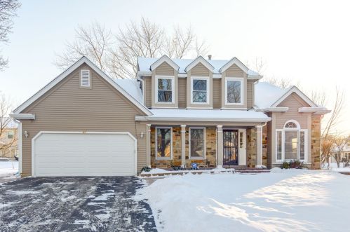 31 Dellmont Ct, Buffalo Grove, IL 60089-6819