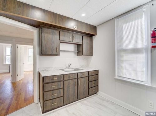 178 Wood Ridge St, Wood-Ridge NJ  07075-1810 exterior