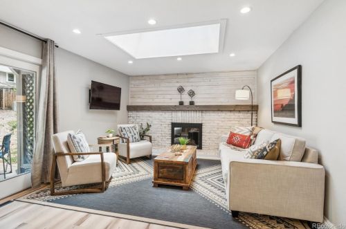 8523 Jamison Ave, Englewood CO  80112-2702 exterior