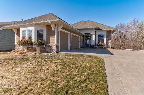 625 Eastgate Pkwy, Saint Paul, MN 55115-1737