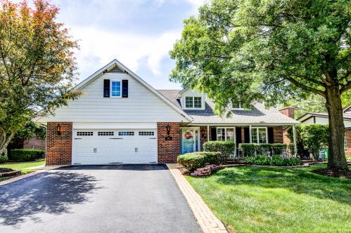 8701 Golfview Dr, Orland Park, IL 60462-2737