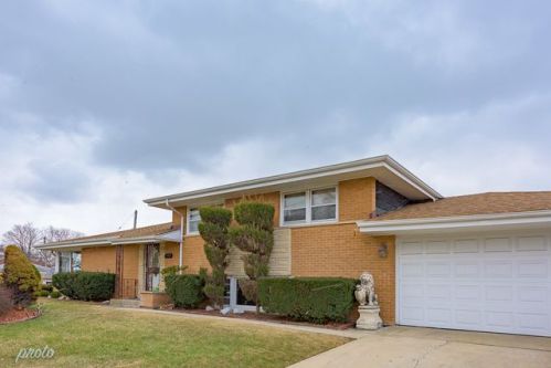 5025 Butterfield Rd, Hillside, IL 60162-1415