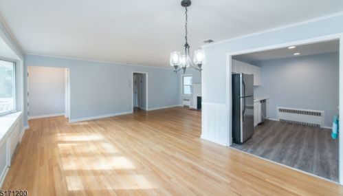 106 Fieldcrest Rd, Parsippany, NJ 07054-2413