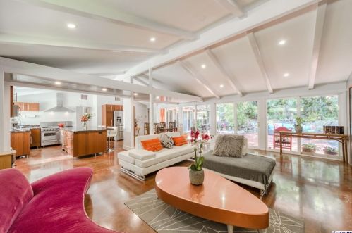 1424 Beaudry Blvd, Glendale, CA 91208-1708