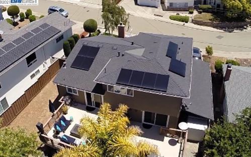 18705 Brickell Way, Hayward, CA 94546-2407