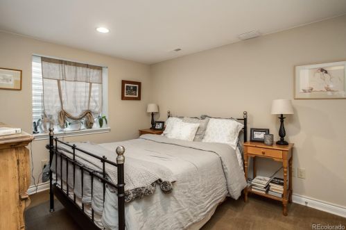 7076 Niagara Ct, Englewood CO 80112-1011 exterior