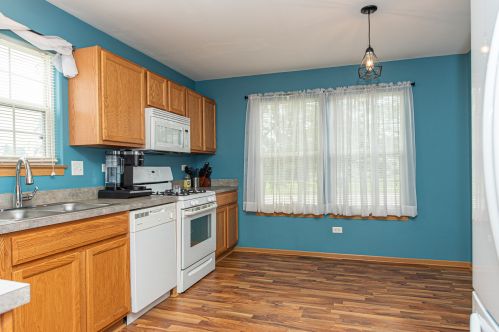 26540 Fox Trl, Minooka, IL 60410-8646