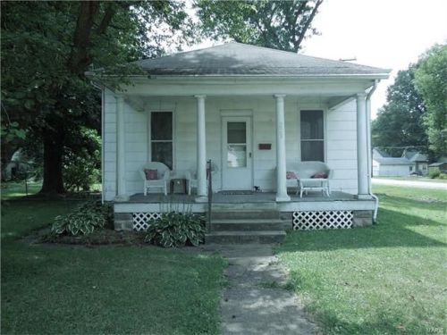 223 Maple St, Coalton, IL 62075-1221