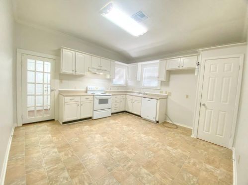 126 Orange St, Angleton TX  77515-6029 exterior