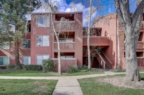836 Catkin Ct, San Jose, CA 95128-4700