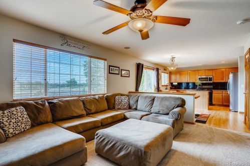 7467 Lewiston St, Denver CO  80022-9568 exterior