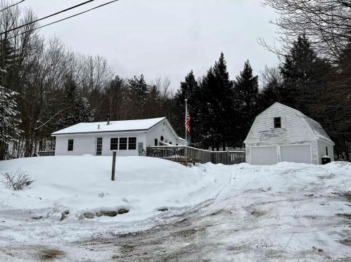 216 Browns Pasture Rd, Barrington, NH 03884-6713