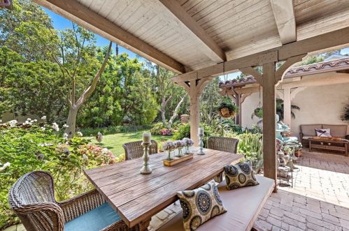 11844 Red Hl Ave, Santa Ana CA  92705-3100 exterior