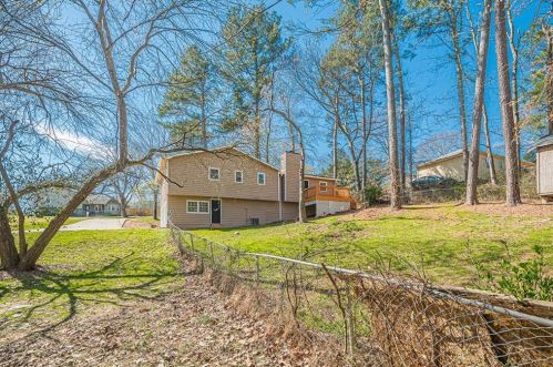 115 Victoria Sta, Holly Springs GA  30189-1468 exterior