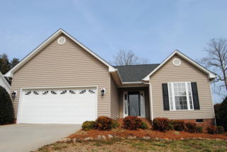 312 Bennington Dr, Stanley, NC 28164-1589