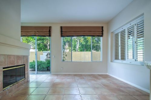 2 Altezza, Irvine CA  92606-8909 exterior