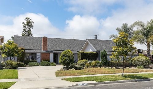 2672 Mainway Dr, Los Alamitos, CA 90720-4765