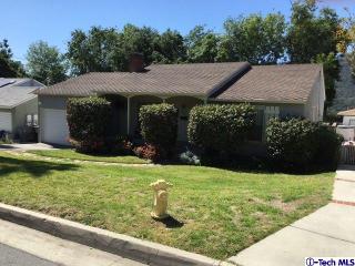 3428 Prospect Ave, Glendale, CA 91214-2550