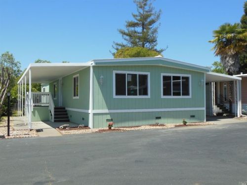 8329 Blue Spruce Way, Windsor, CA 95492-9312