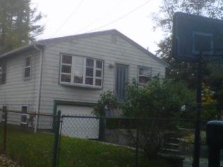 11 Elton Ave, Warwick, RI 02889-3221