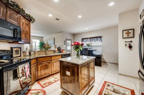2317 Priscella Dr, Fort Worth TX  76131-1276 exterior