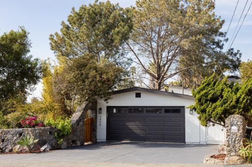 1496 Hymettus Ave, Encinitas, CA 92024-1751