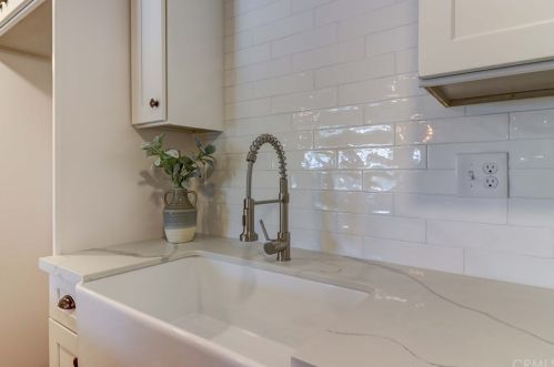 920 Fairview St, Anaheim CA  92801-3414 exterior