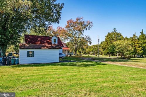 6482 Shady Side Rd, Shady Side MD 20764-9715 exterior