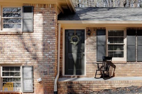 823 Dover St, Marietta GA  30066-1041 exterior