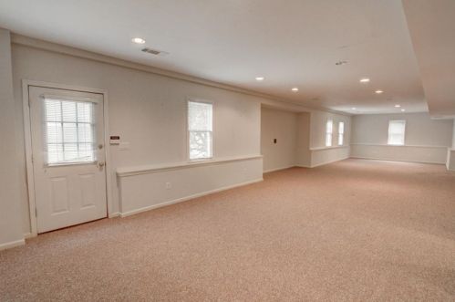 305 Hunting View Ct, Atlanta GA  30328-2779 exterior