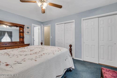 20 Pne Needle St, Wall Township NJ  07731-2647 exterior