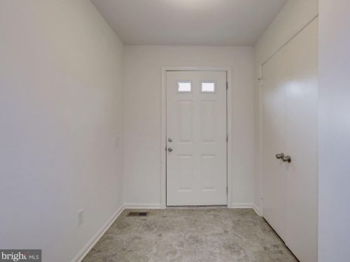 216 Finale Ter, Silver Spring MD  20901-5038 exterior