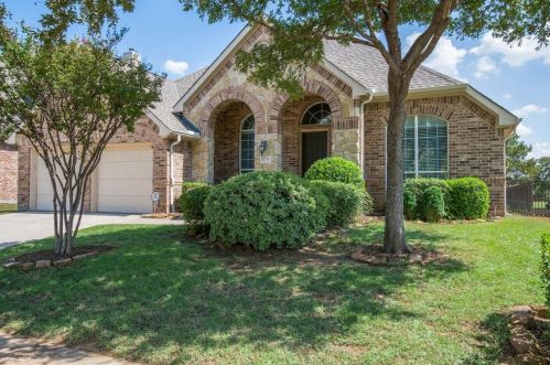 8550 Weston Ln, Argyle TX  76226-6681 exterior