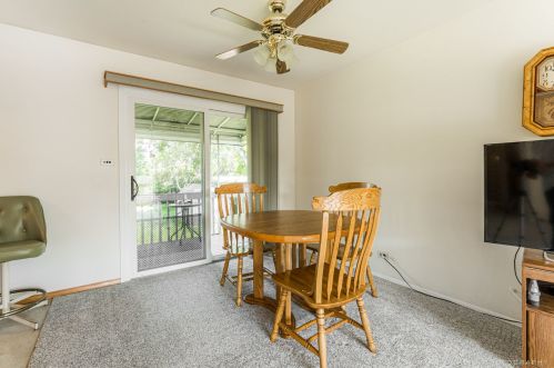 452 Aztec Dr, Carol Stream IL  60188-1586 exterior