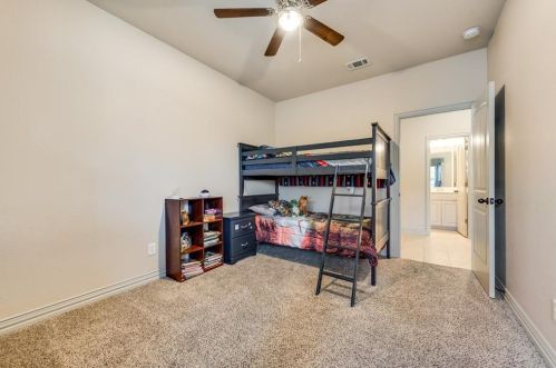 209 3 St, Valley View TX 76272-5403 exterior