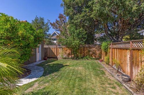 222 Caldwell Ave, Los Gatos, CA 95032-5401
