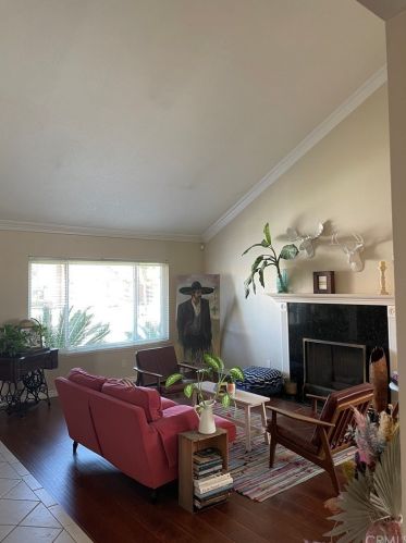 5592 Citrus Ct, Cypress, CA 90630-3108