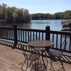 125 Catamaran Ln, Scruggs, VA 24121-2414