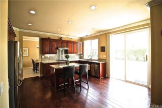 92 Dovecrest, Irvine CA  92620-0206 exterior