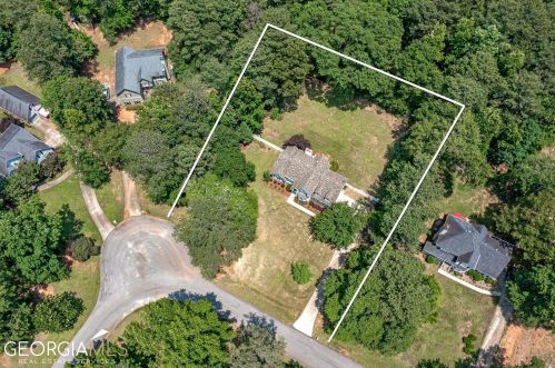 110 Clearview Cir, Mcdonough, GA 30253-2700
