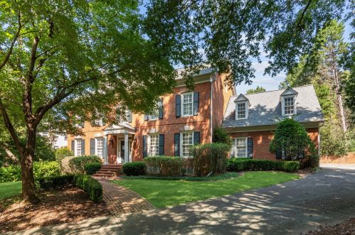 75 Abington Ct, Atlanta, GA 30327-1354
