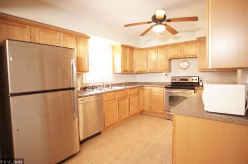 201 County Road F, Saint Paul MN  55127-6106 exterior