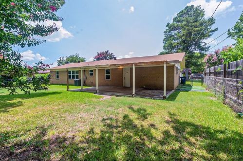 2105 Shelman Trl, Fort Worth TX  76112-5234 exterior