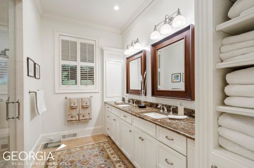 2990 Margaret Mitchell Dr, Atlanta GA  30327-1708 exterior
