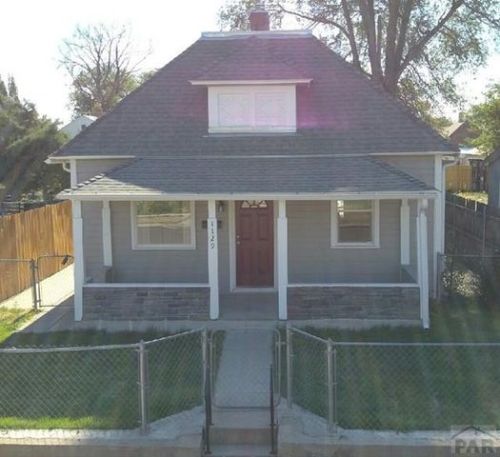 1129 Cypress St, Pueblo, CO 81004-2923